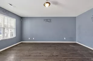 813 Pitch Pine Dr, Creedmoor, NC 27522 - Photo 5