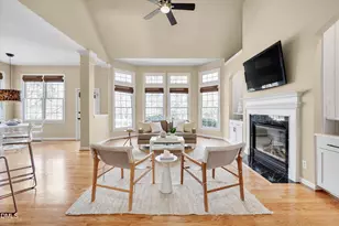 101 Hogan Woods Cir, Chapel Hill, NC 27516 - Photo 17