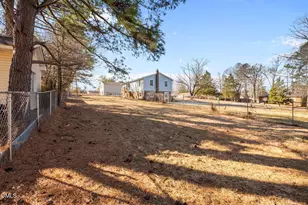 72 Edgemont Ave, Roxboro, NC 27573 - Photo 31