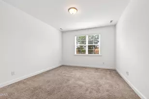 406 Clementine Dr, Cary, NC 27519 - Photo 5