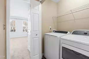 5733 Corbon Crest Ln, Raleigh, NC 27612 - Photo 15