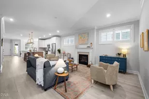 70 Bluffwood Ave, Chapel Hill, NC 27516 - Photo 11