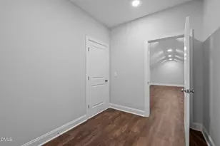 70 Bluffwood Ave, Chapel Hill, NC 27516 - Photo 33