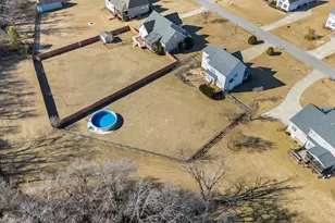 102 Wood Valley Dr, Four Oaks, NC 27524 - Photo 3