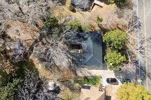 3933 Village Dr, Fayetteville, NC 28304 - Photo 9