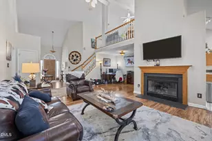 208 Trailview Dr, Cary, NC 27513 - Photo 9