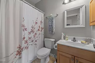 208 Trailview Dr, Cary, NC 27513 - Photo 27