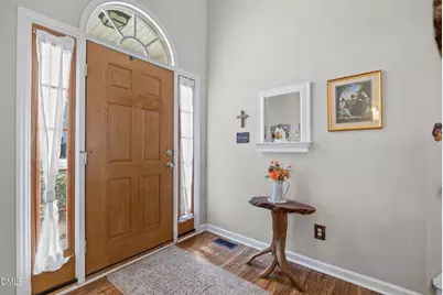 208 Trailview Drive, Cary, NC 27513 - Photo 5