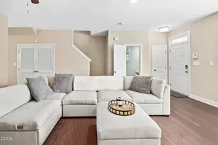 102 Harvest Oaks Ln, Durham, NC 27703 - Photo 9