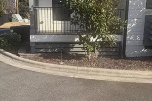 607 Smedes Pl, Raleigh, NC 27605 - Photo 3