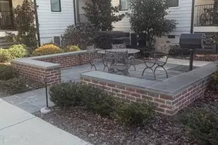 607 Smedes Pl, Raleigh, NC 27605 - Photo 5