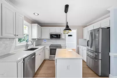 113 Fetzer Court, Cary, NC 27513 - Photo 9