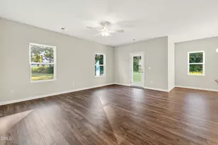 140 Muscovy Dr, Four Oaks, NC 27524 - Photo 5