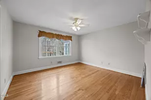 4030 Glen Laurel Dr, Raleigh, NC 27612 - Photo 15