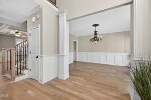 307 Ashdown Forest Ln, Cary, NC 27519 - Photo 9