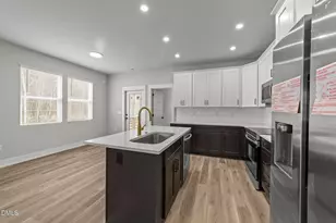 1907 N Webb St, Selma, NC 27576 - Photo 25