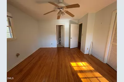 824 Ravenwood Drive, Raleigh, NC 27606 - Photo 15