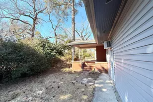 106 Carolina Ave, Williamston, NC 27892 - Photo 5