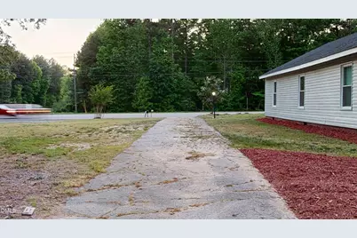 3610 Hawkins, Sanford, NC 27330 - Photo 7