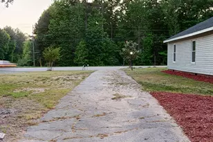 3610 Hawkins, Sanford, NC 27330 - Photo 7