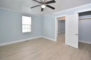 307 Oneida St, Graham, NC 27253 - Photo 9