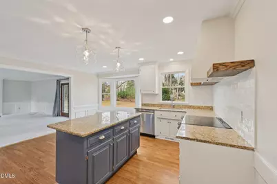 9712 Astor Court, Cary, NC 27518 - Photo 15