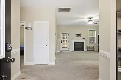 479 Wedgefield Drive, Raeford, NC 28376 - Photo 5