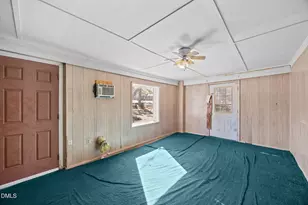 322 Pineshoal Dr, Snow Hill, NC 28580 - Photo 5