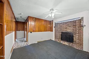 322 Pineshoal Dr, Snow Hill, NC 28580 - Photo 9