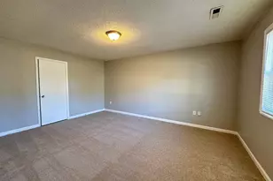 1128 Savannah Dr, Raleigh, NC 27610 - Photo 9