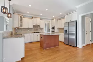 104 Tatum Ct, Holly Springs, NC 27540 - Photo 5