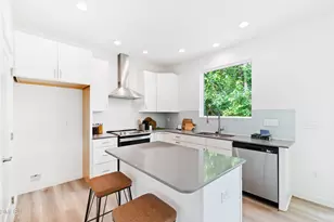 423 Eugene St, Durham, NC 27701 - Photo 9