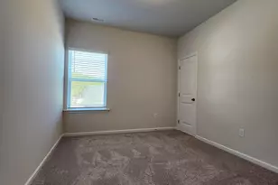 1629 Elk Run Dr, Fayetteville, NC 28312 - Photo 9