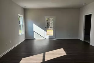 1648 Elk Run Dr, Fayetteville, NC 28312 - Photo 5