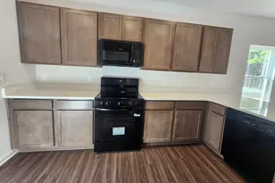 1648 Elk Run Dr, Fayetteville, NC 28312 - Photo 7