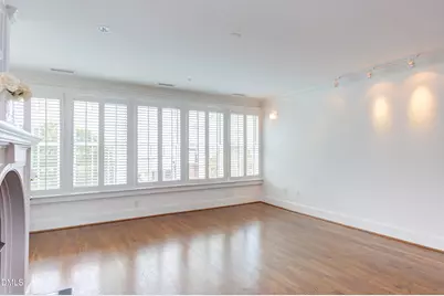 213 E Franklin Street #Unit 400, Chapel Hill, NC 27514 - Photo 17