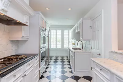 213 E Franklin Street #Unit 400, Chapel Hill, NC 27514 - Photo 17