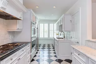 213 E Franklin St, Chapel Hill, NC 27514 - Photo 17