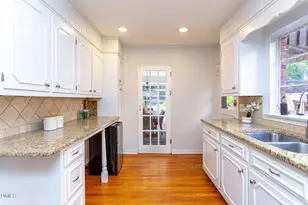 808 W Knox St, Durham, NC 27701 - Photo 11