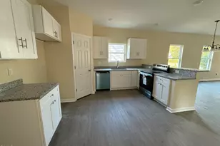 483 New York Ave, Burlington, NC 27215 - Photo 5