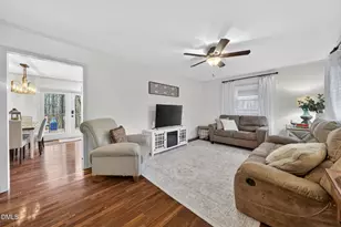 2808 Carpenter Pond Rd, Raleigh, NC 27613 - Photo 5