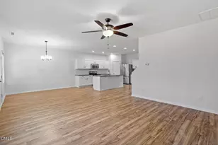 638 Collington Dr, Mebane, NC 27302 - Photo 21