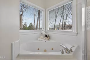 308 Wyndham Dr, Chapel Hill, NC 27516 - Photo 31