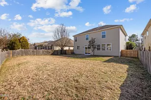 238 Larktree Ln, Fuquay Varina, NC 27526 - Photo 5