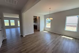 237 Freedom Hts Ln, Smithfield, NC 27577 - Photo 3
