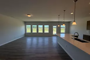 237 Freedom Hts Ln, Smithfield, NC 27577 - Photo 5