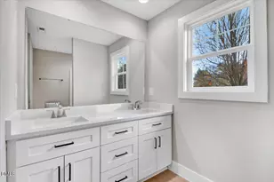 509 E Harnett St, Dunn, NC 28334 - Photo 13