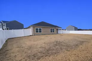 7705 Sand Pit Rd, Stantonsburg, NC 27883 - Photo 3