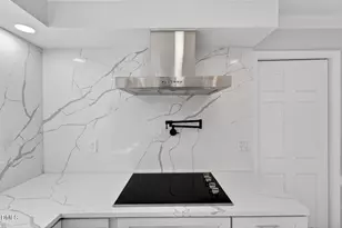 2224 Effingham Cir, Raleigh, NC 27615 - Photo 9