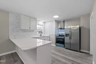 42 S 2nd St, Roxboro, NC 27573 - Photo 9